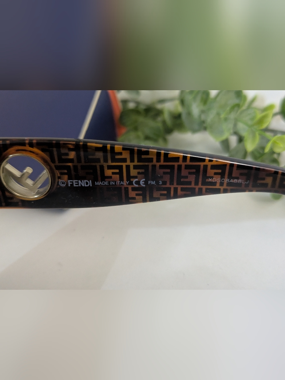 Women's Fendi Monogram Cat Eye Tortoise Glasses - Picture 5 of 6